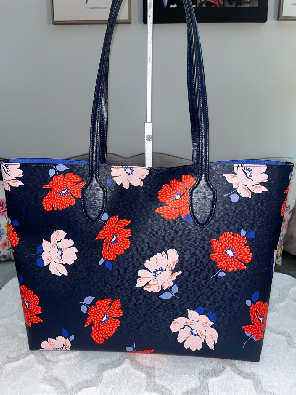 NWT! $248 MSRP kate spade Bleecker Dotty Floral Large Tote - Picture 9 of 11